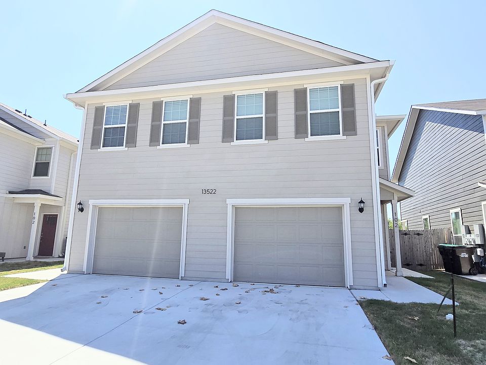 1st image of 13522 Tulipwood Nook #101