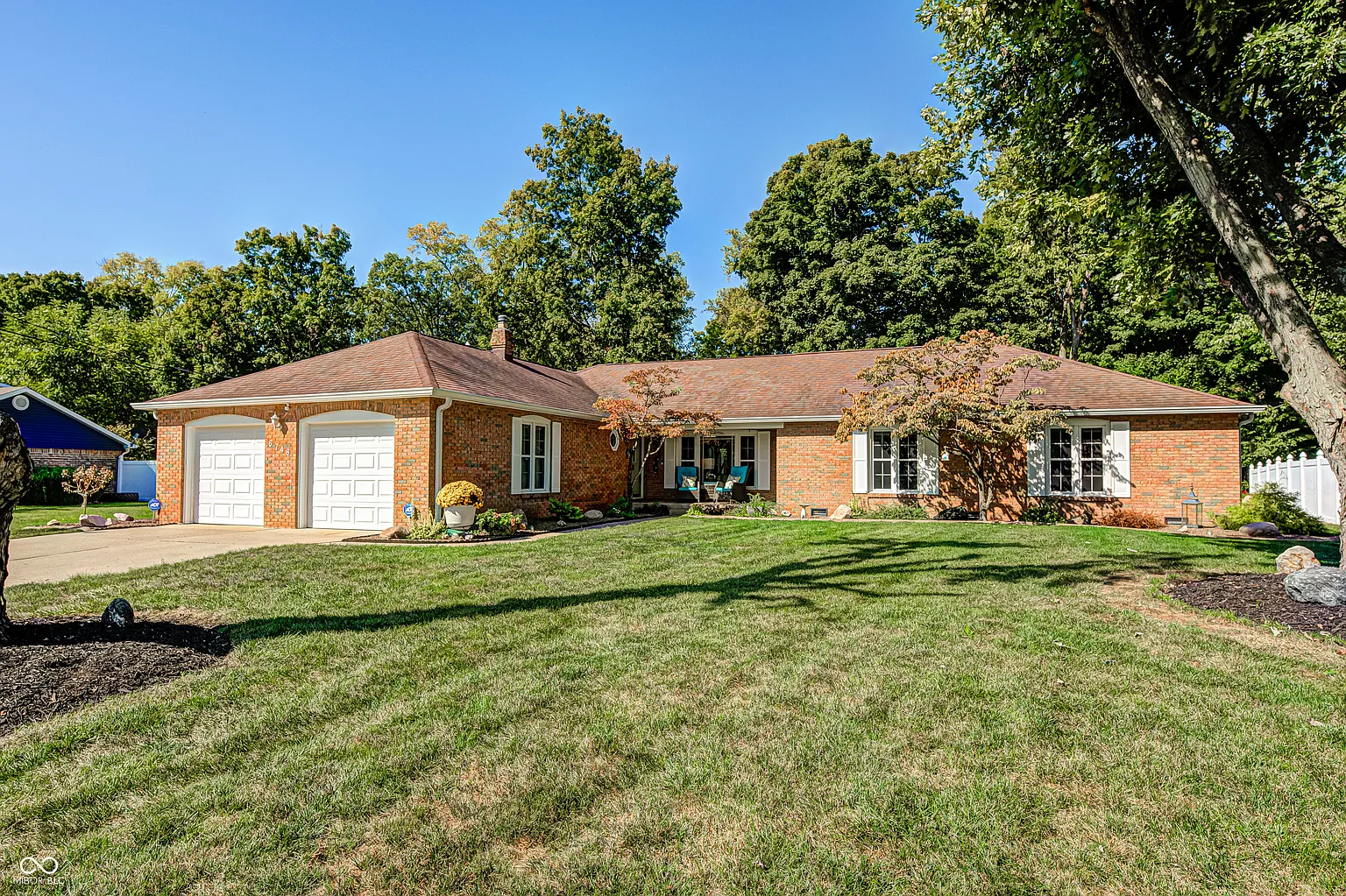 6748 Connie Dr photo 1