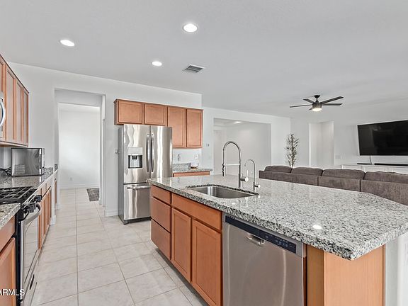 4th image of 34285 N Casey Ln