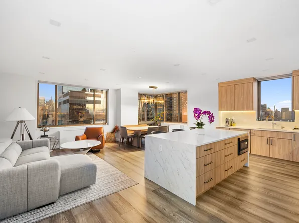 2 Columbus Avenue image 1 of 14