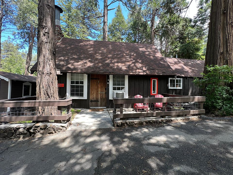1st image of 23961 Wildwood Ln