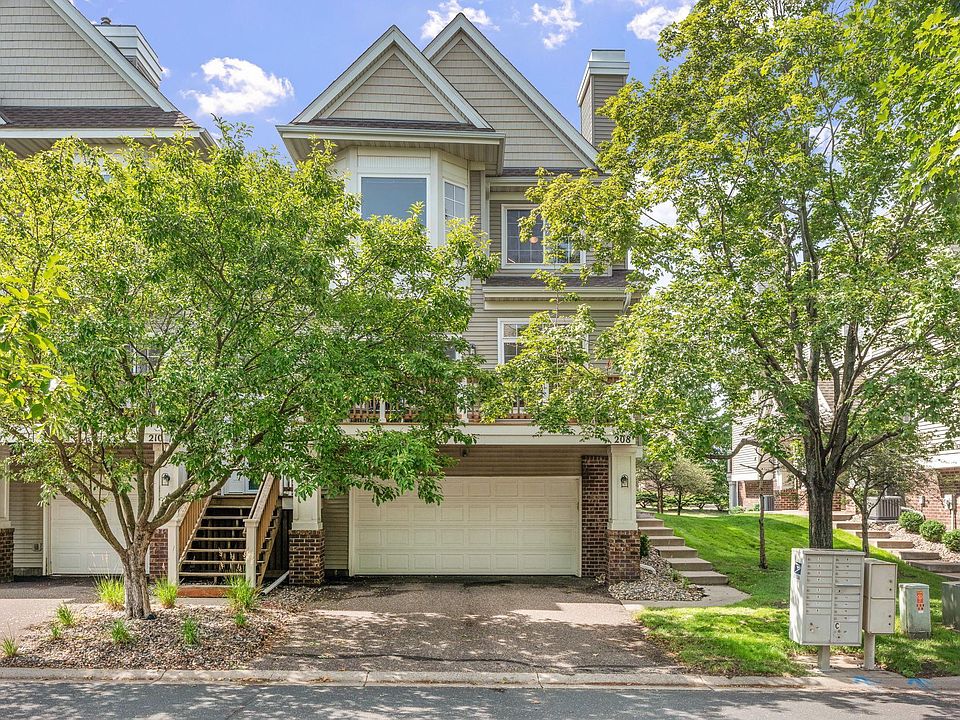 1st image of 208 Christenson Way NE
