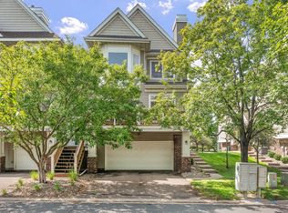 208 Christenson Way NE, Fridley, MN 55432