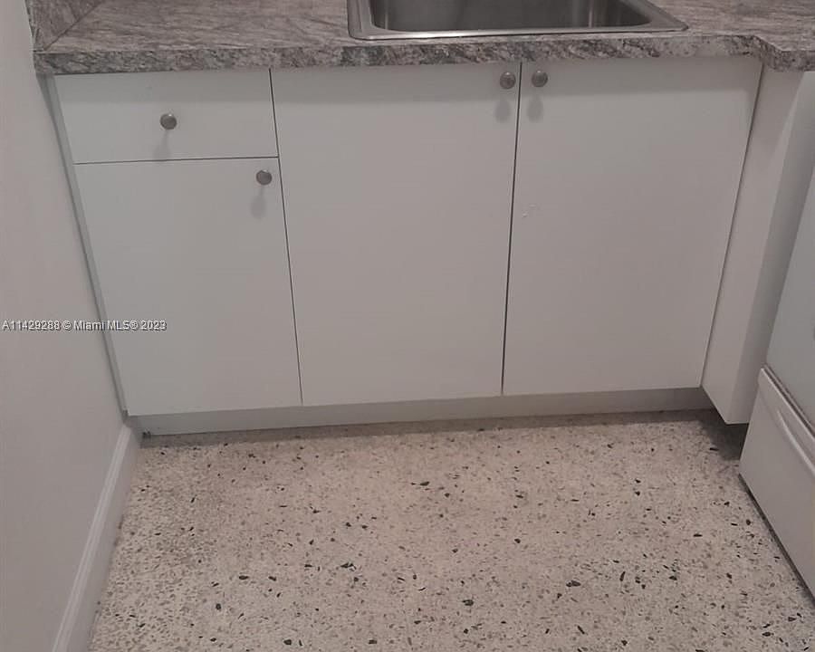 2nd image of 3227 SW 24th St #3229