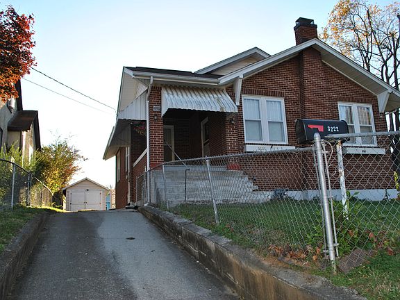 4th image of 3222 Forest Hill Ave NW