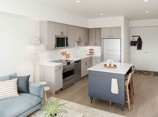 Verdant Apartments, Seattle, WA 98155