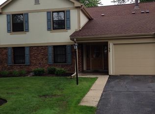 1135 Hawthorne Ct APT C2, Wheeling, IL 60090