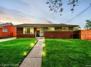 12241 Lutz Ave, Warren, MI