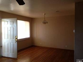 2nd image of 106 Fairfax Ct