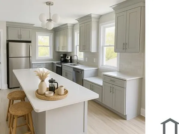 105 Independence Ave #3, Quincy, MA 02169