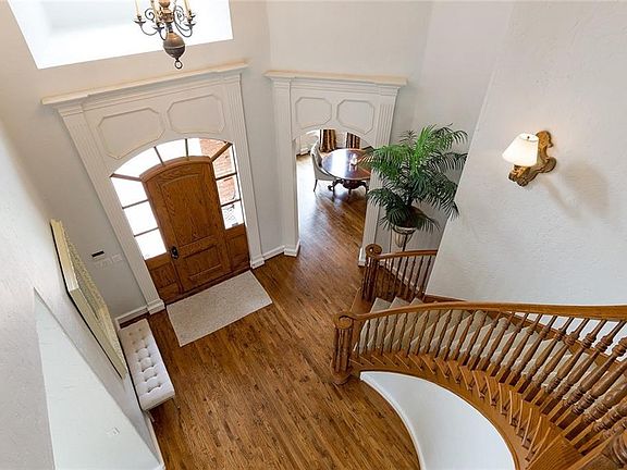 4th image of 1400 Chardonnay Ct