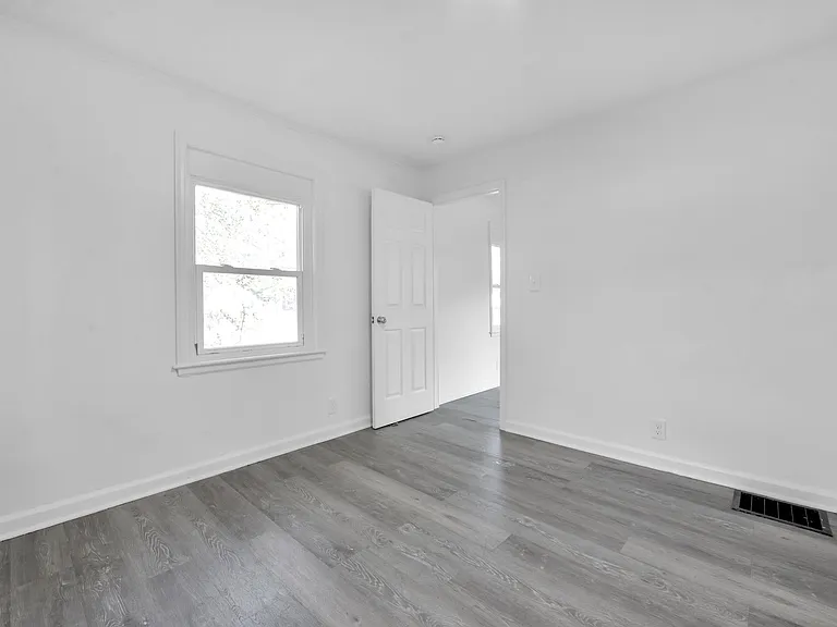 2389 Hiawatha St #2389 — Photo 13