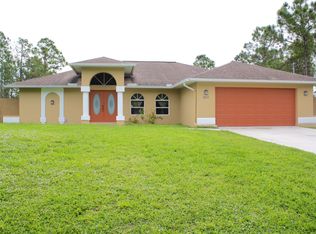 807 Andover Ave S, Lehigh Acres, FL 33974
