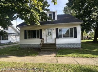 213 W Fulton St, Perrinton, MI 48871