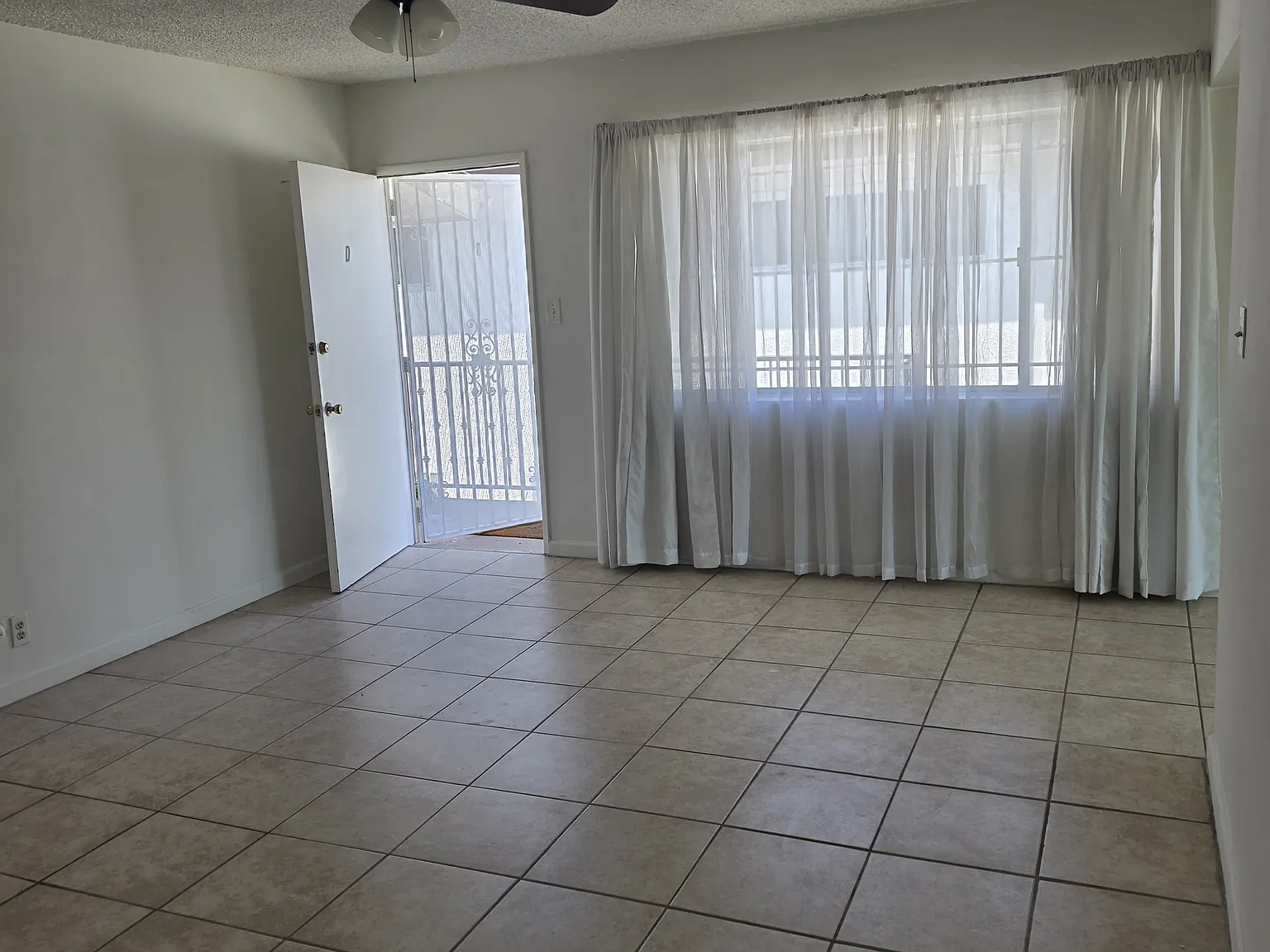 2 bed, $2,200 — Photo 3