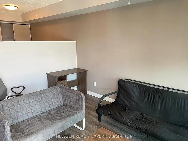 250 Albert St #720 — Photo 22