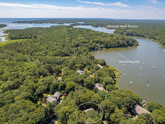 3rd image of 679 Poponessett Road