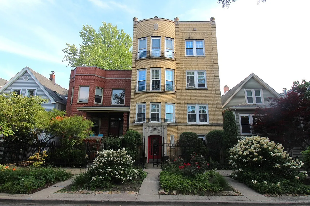2 bed, 1250 sqft, $2,800 — Photo 1