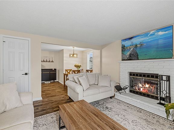 4th image of 4613 Chestnut Ridge Rd APT K