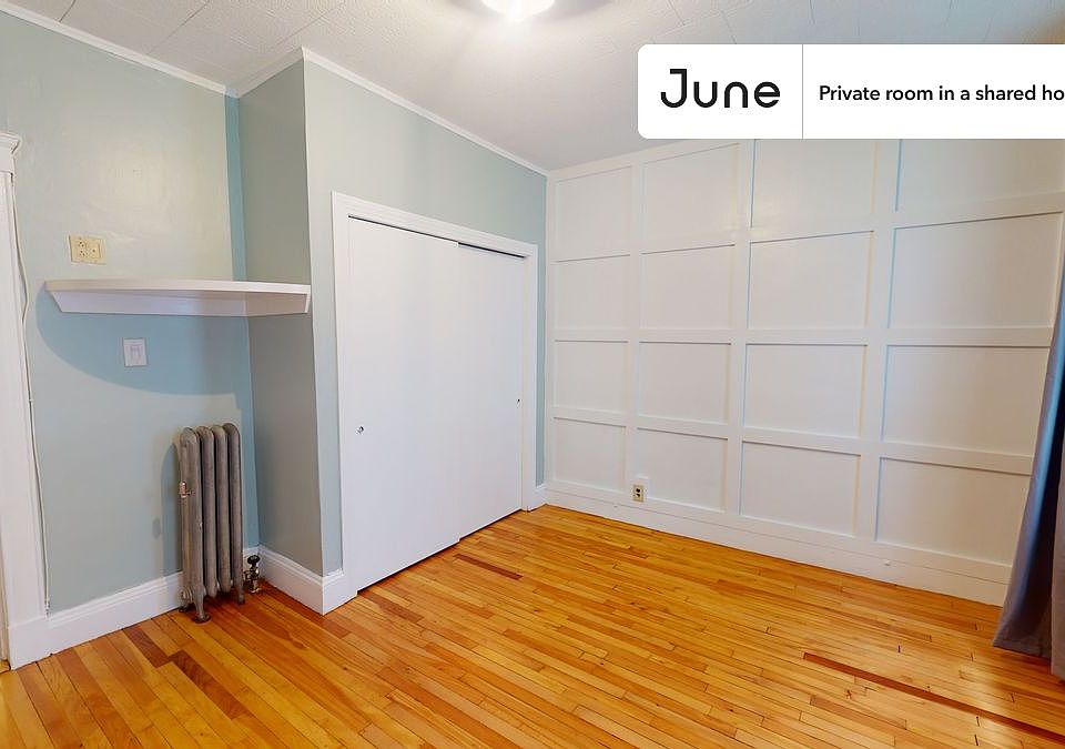 61 Lithgow St 3C, Dorchester Center, MA 02124 Zillow