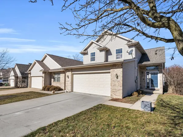 1220 Windwood Ln #1220, Mahomet, IL 61853