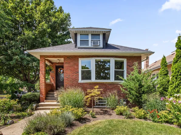 1402 Fowler Ave, Evanston, IL 60201