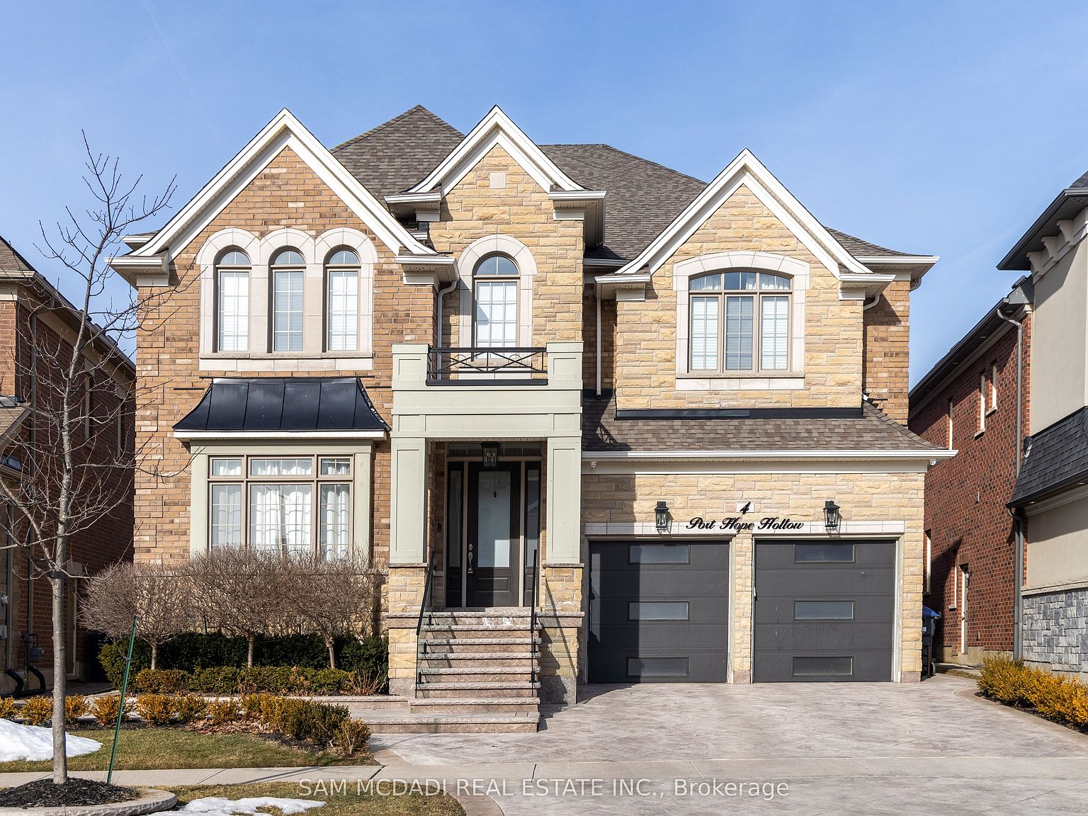 4 Port Hope Holw