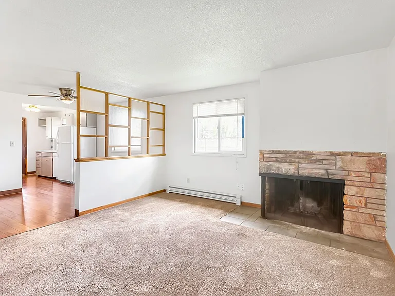 6970 SW King Blvd — Photo 1