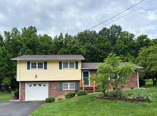 3733 Kimrod Dr, Johnson City, TN 37601