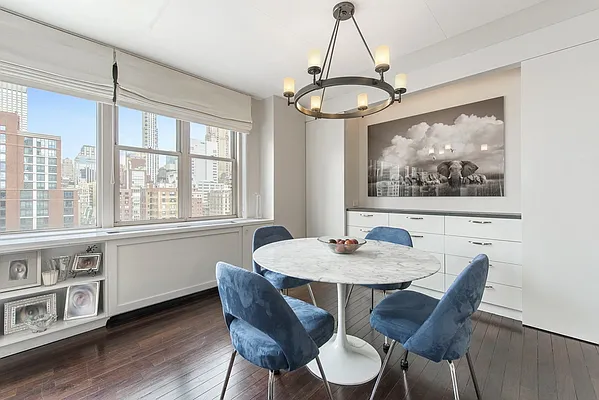 Sold by Nest Seekers International | media 11