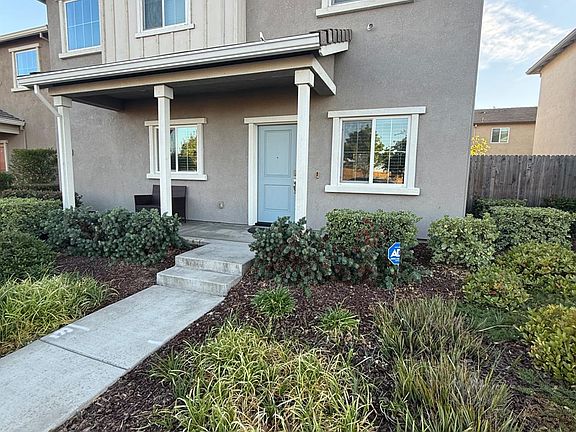 3rd image of 3742 Bayou Rd