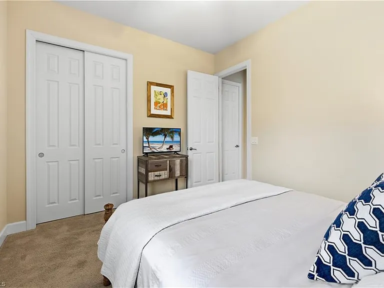 7932 Princeton Dr — Photo 25