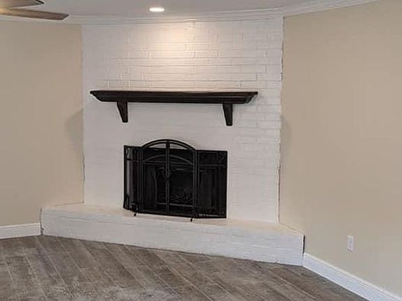 5th image of 207 Breton Dr