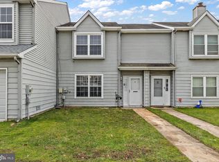 14 Warren Pl, Newark, DE 19702