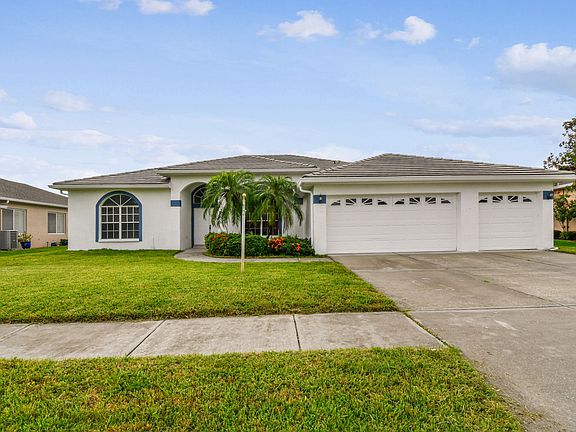 2nd image of 3623 Gaviota Dr