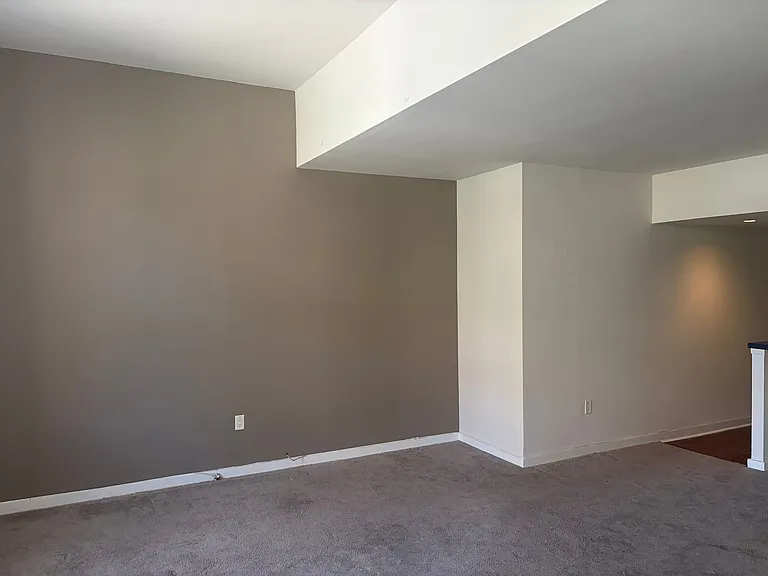 24-30 S Bank St #201 — Photo 9