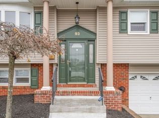 93 Circle Dr, Rockaway, NJ 07866