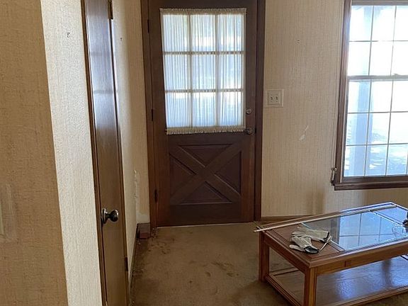 5th image of 611 Morningside Dr