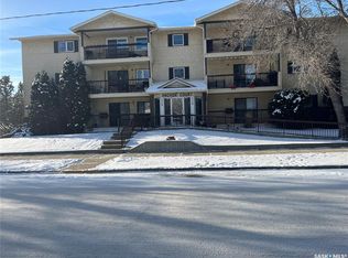 Anchor Court, Weyburn, SK S4H 1E1