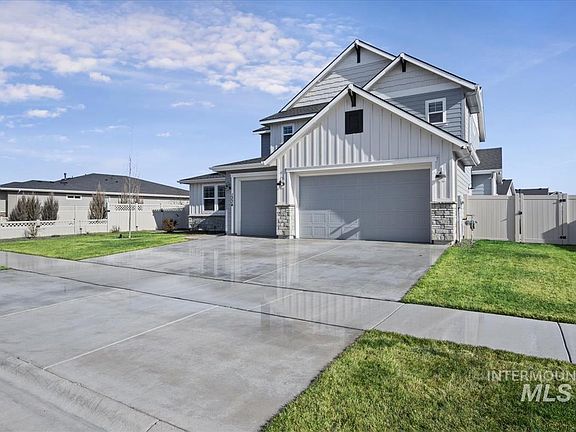 2nd image of 1334 N Callander Way