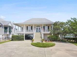 129 Mabel Dr, Madisonville, LA 70447
