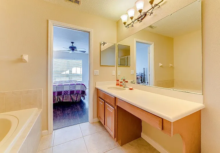 831 Pine Pointe Ln — Photo 5