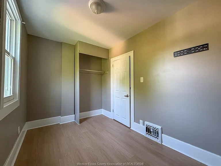 3458 Harris St — Photo 11