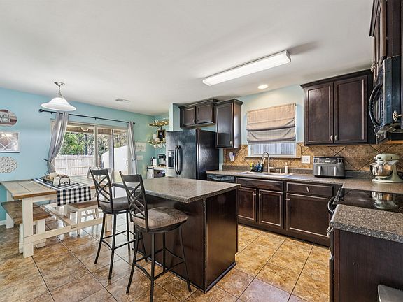 4th image of 150 Village Springs Cv