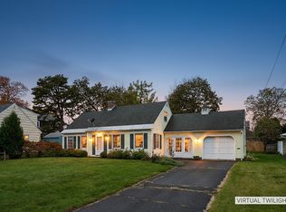 10 Tulip Ln, Greenfield, MA 01301