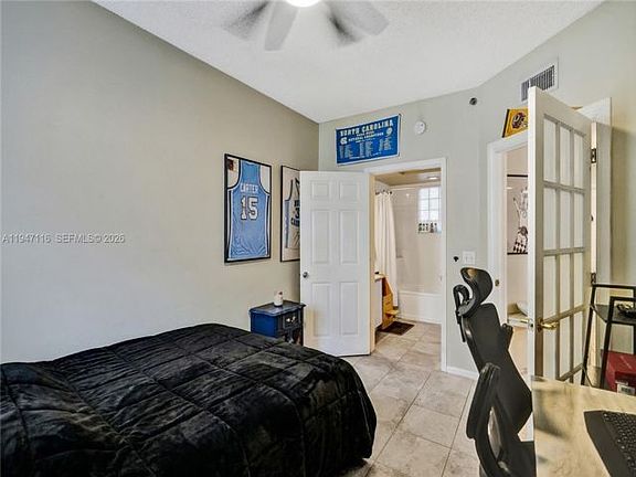 5th image of 3155 NE 184th St APT 8103