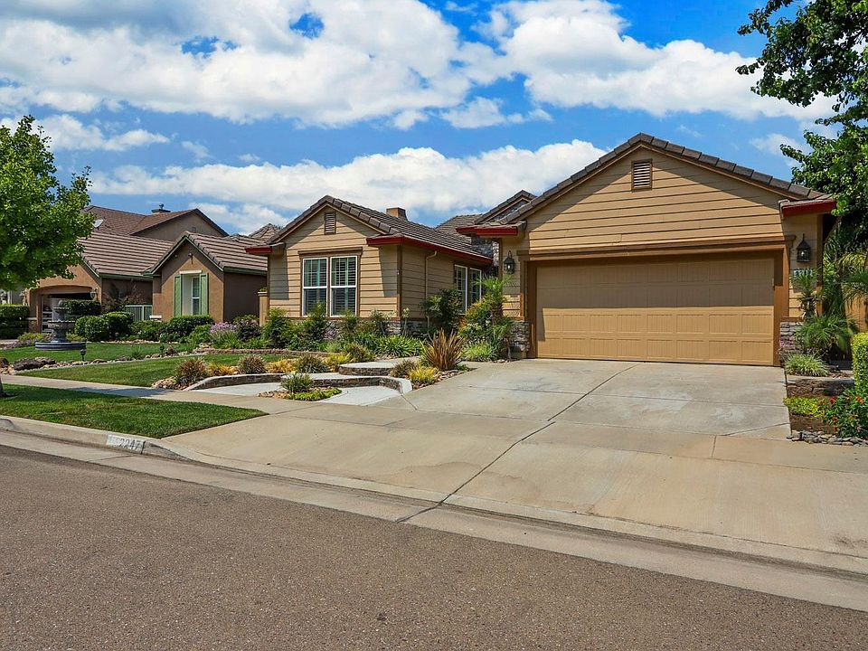 1st image of 2247 Katzakian Way