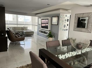81 Calle Kings Ct, San Juan, PR 00911