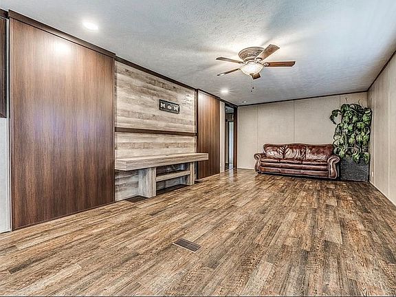 5th image of 6900 Winchester Dr