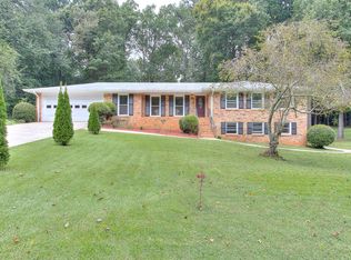 5607 Beechwood Dr, Stone Mountain, GA 30087